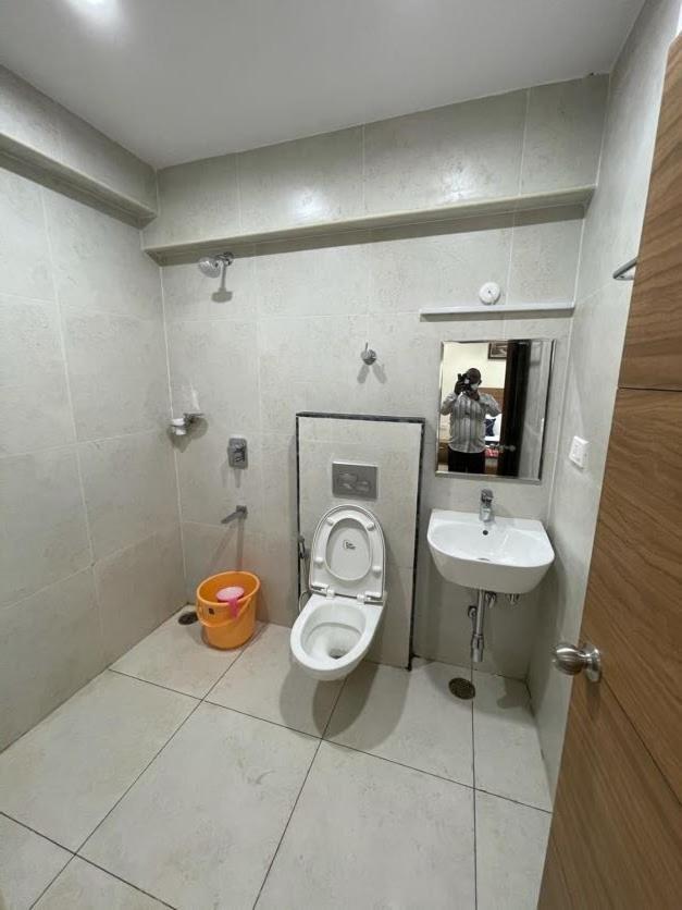 Srilakshmitulasiresidency Hotell Tirupati Eksteriør bilde